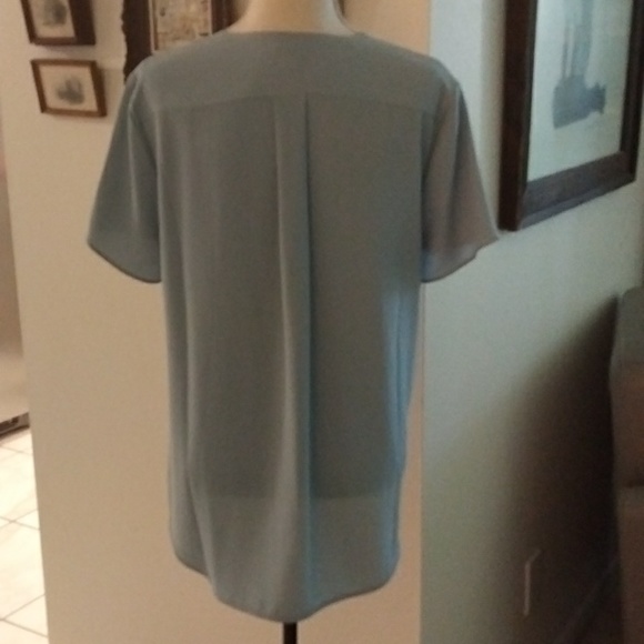 Ann Taylor Blouse - Large - Picture 4 of 8